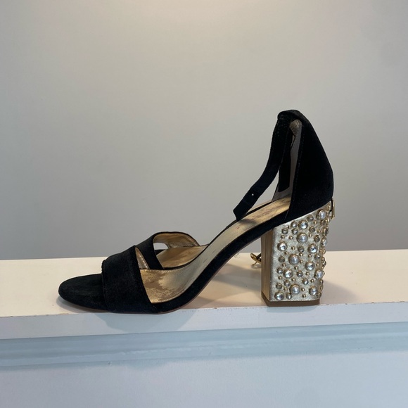 Lilly Pulitzer Amber Lynn Velvet Embellished Sandals - Picture 2 of 5